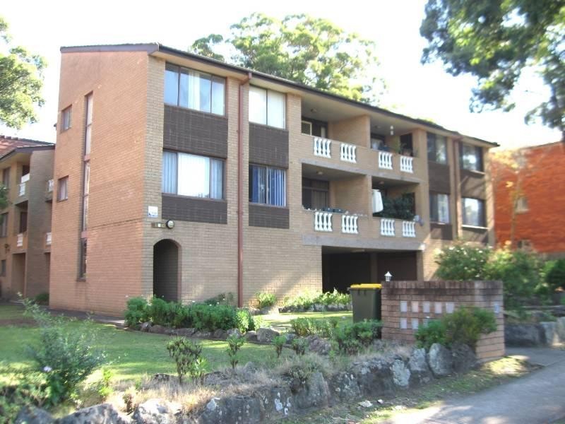 6/36 Treves Street, Merrylands NSW 2160