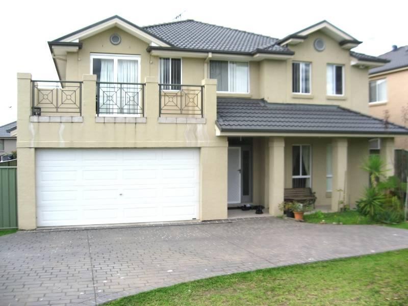 18 Quaama Place, Prestons NSW 2170