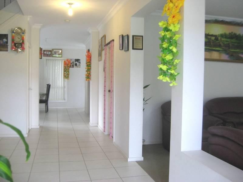 18 Quaama Place, Prestons NSW 2170