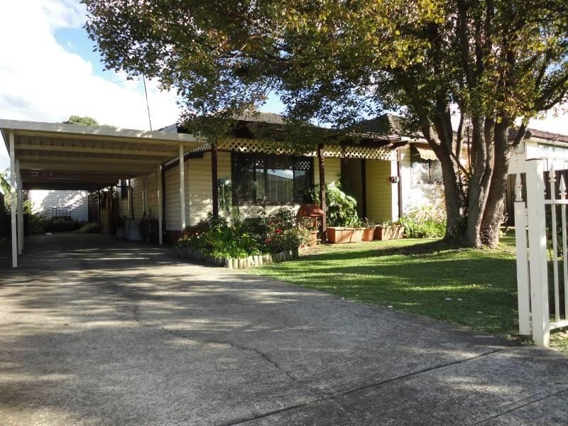 50 Nile Street, Fairfield Heights NSW 2165