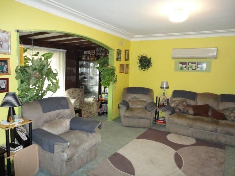 50 Nile Street, Fairfield Heights NSW 2165