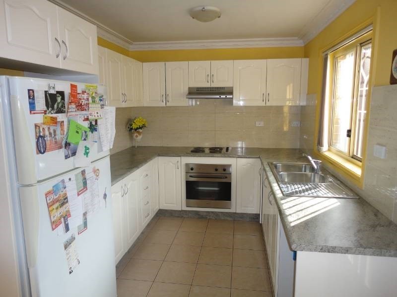 Fairfield West NSW 2165