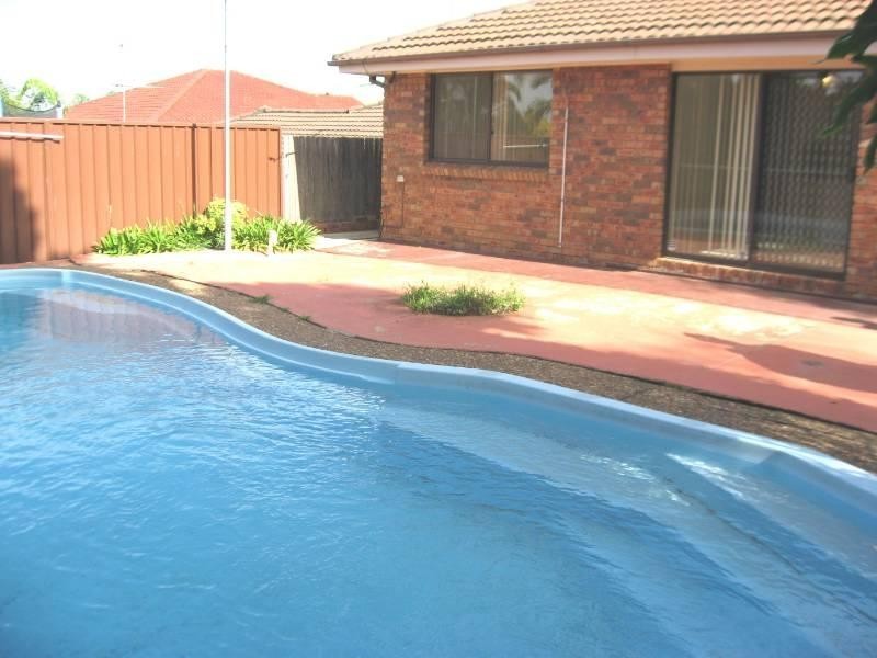 9 Dove Place, Hinchinbrook NSW 2168