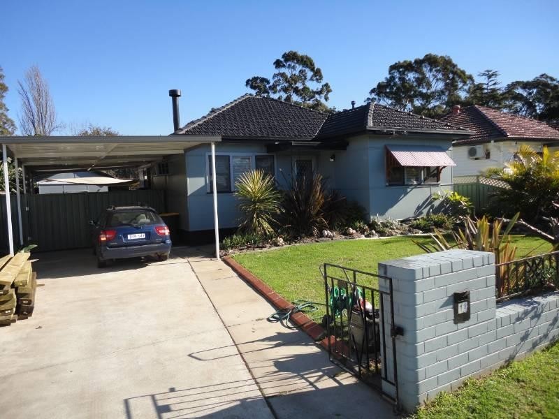 18 Bell Crescent, Fairfield NSW 2165