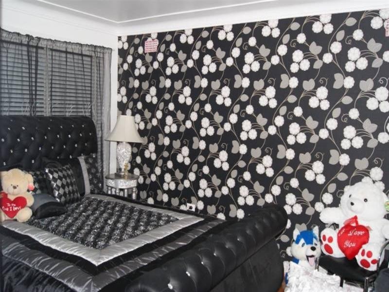 13 Cambridge Street, Fairfield West NSW 2165