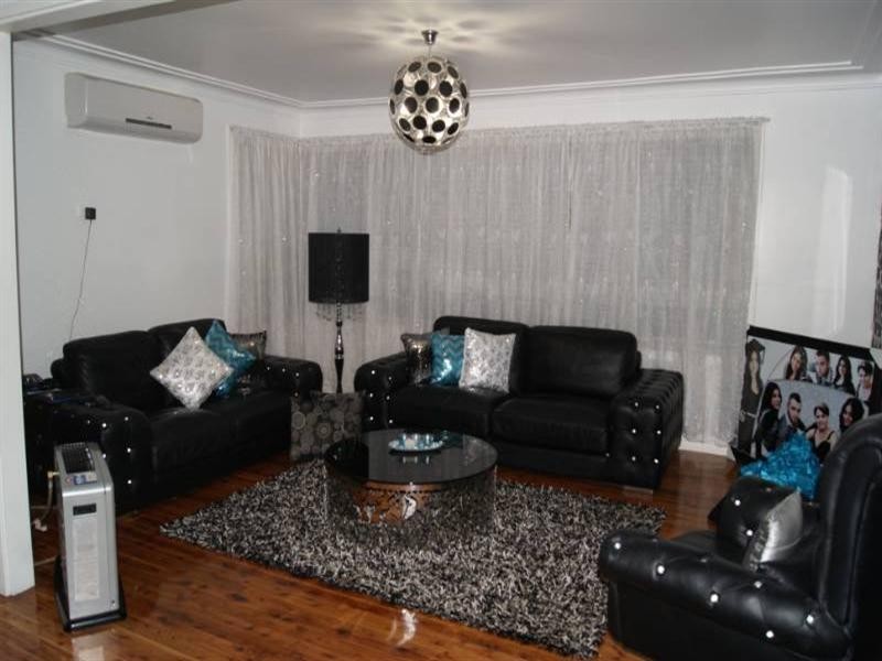 13 Cambridge Street, Fairfield West NSW 2165