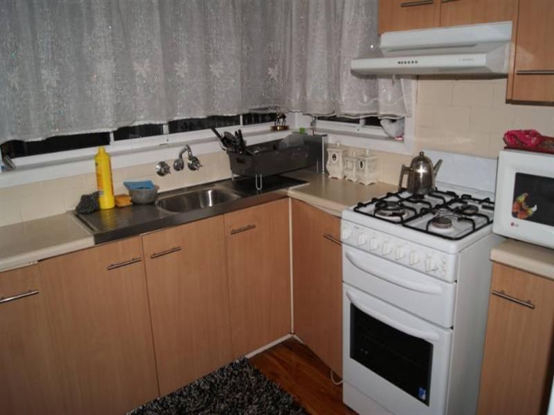 13 Cambridge Street, Fairfield West NSW 2165