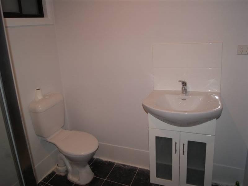 13 Cambridge Street, Fairfield West NSW 2165