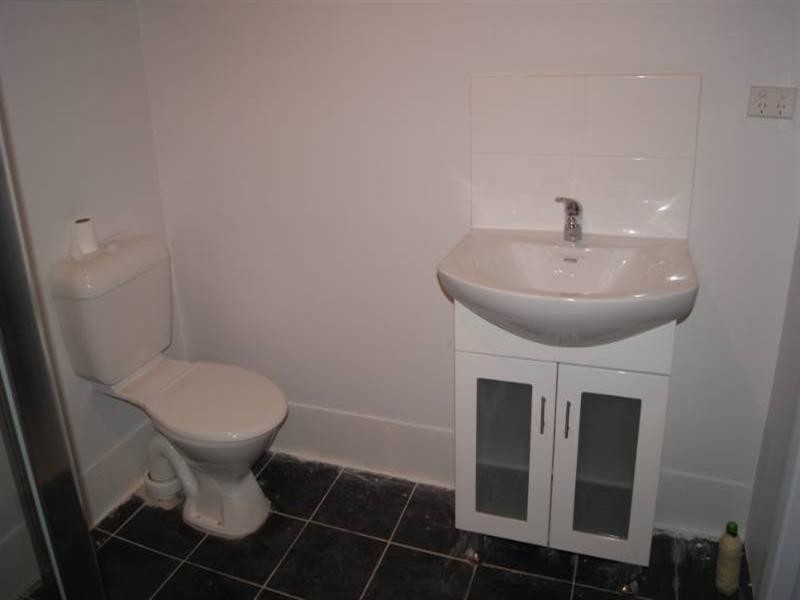 13 Cambridge Street, Fairfield West NSW 2165