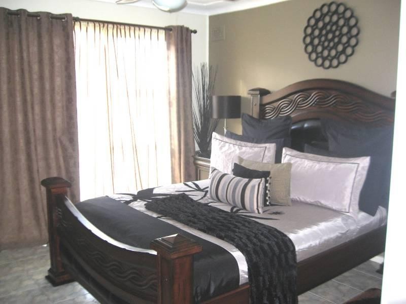 12 Nolene Street, Fairfield Heights NSW 2165