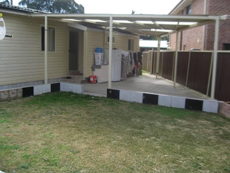 29 Solo Crescent, Fairfield NSW 2165