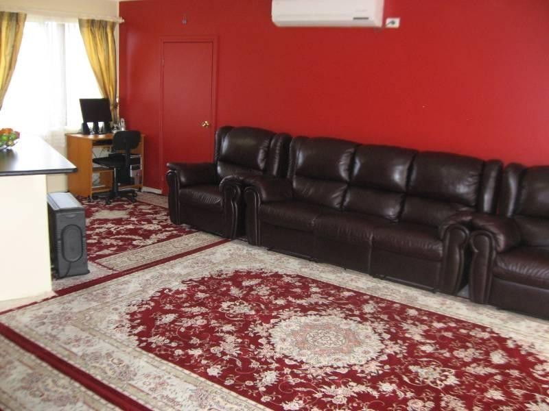 29 Solo Crescent, Fairfield NSW 2165