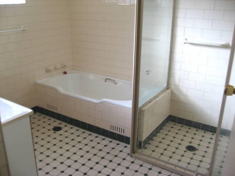 43 Mimosa Road, Bossley Park NSW 2176