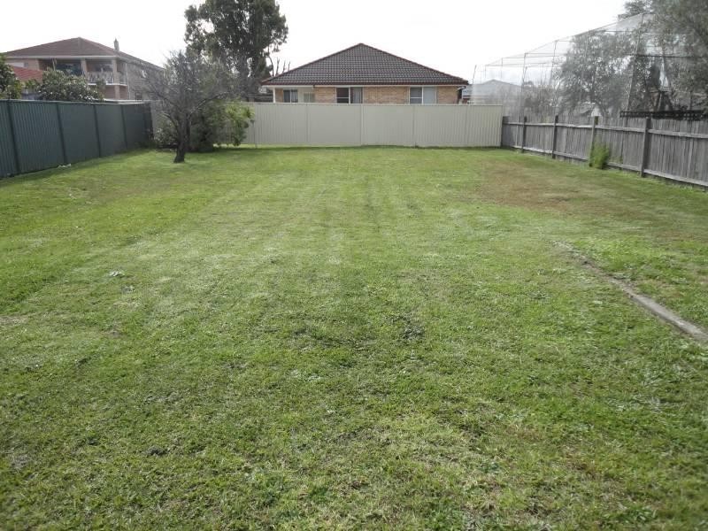 176 Hamilton Road, Fairfield NSW 2165