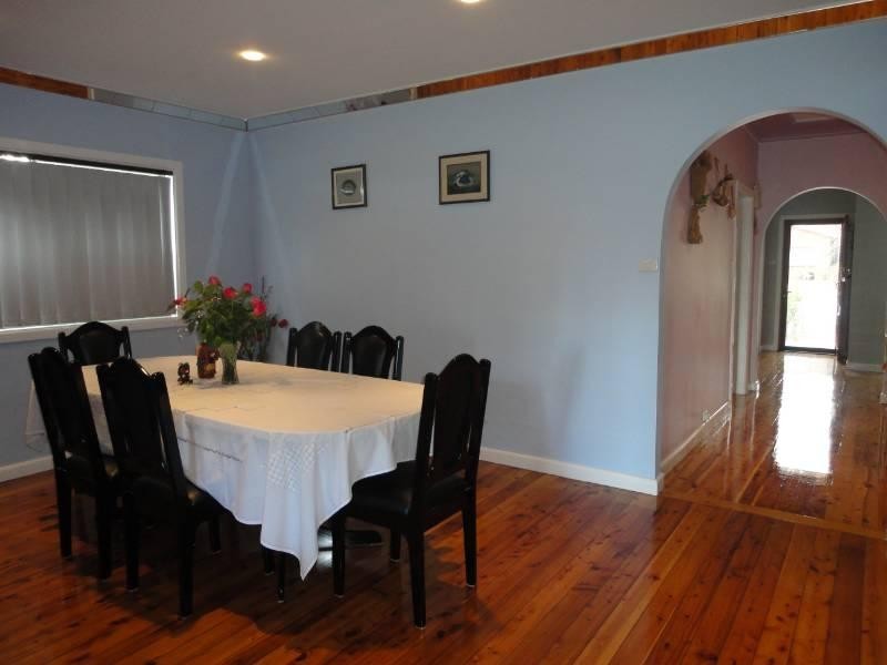 42 Robertson Street, Guildford West NSW 2161