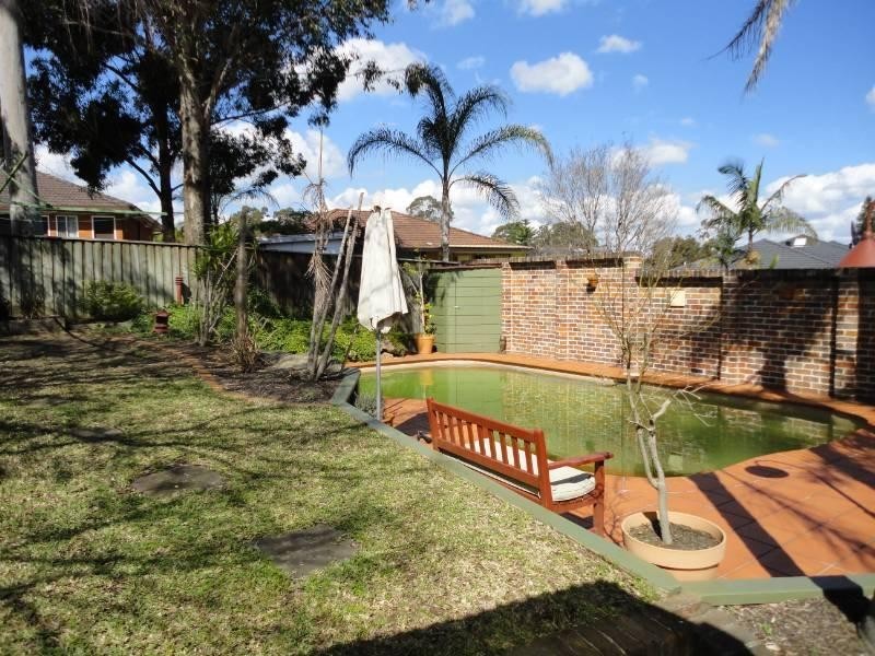 19 Curran Street, Prairiewood NSW 2176