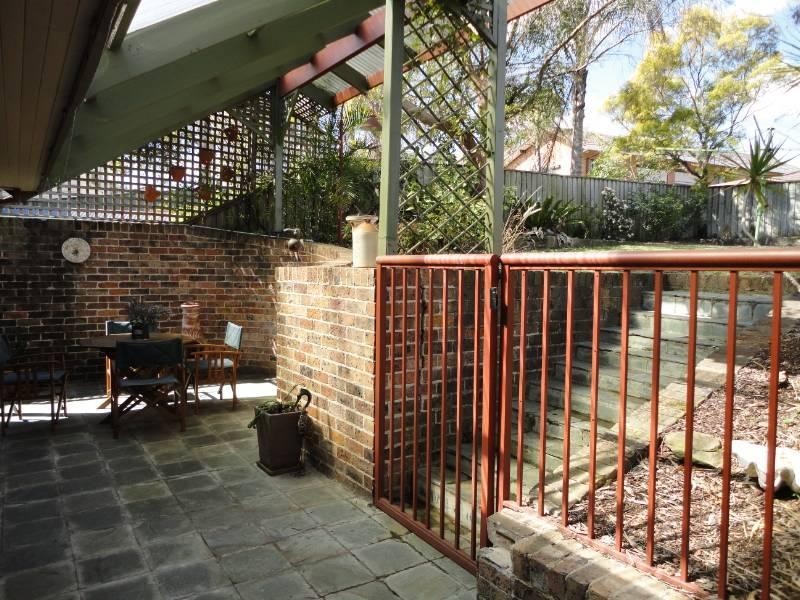 19 Curran Street, Prairiewood NSW 2176