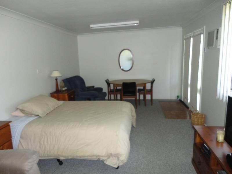 Fairfield West NSW 2165