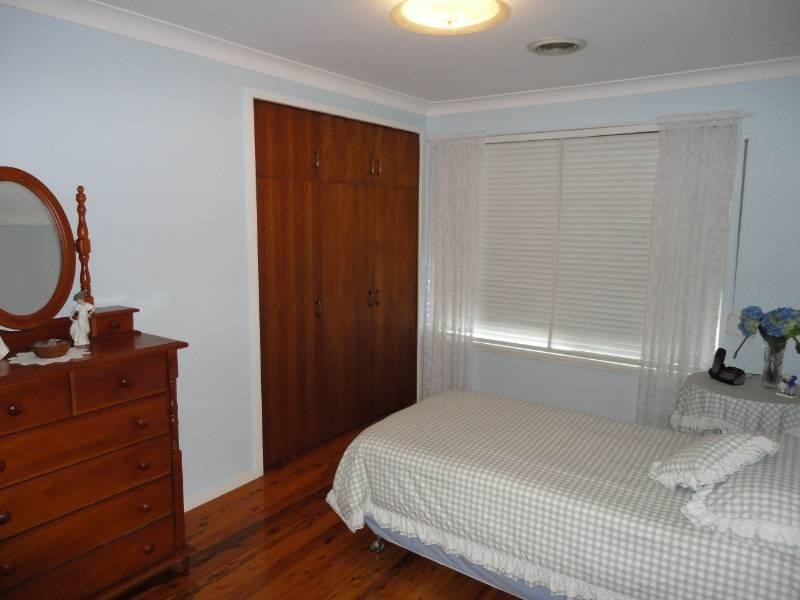 Fairfield West NSW 2165