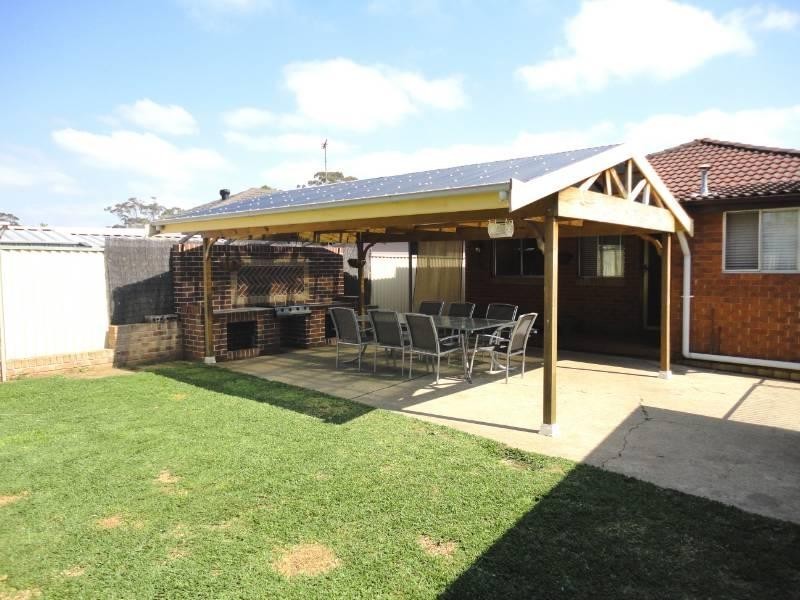 15 Dickens Road, Wetherill Park NSW 2164