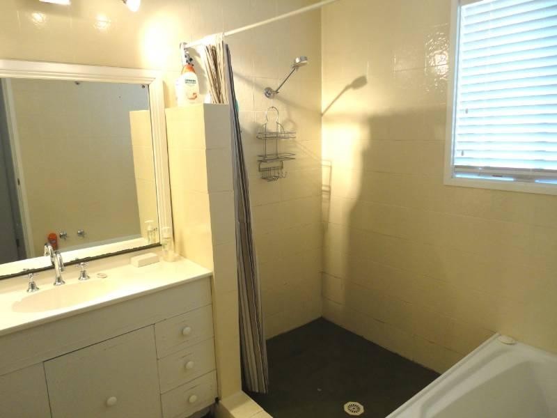 15 Dickens Road, Wetherill Park NSW 2164