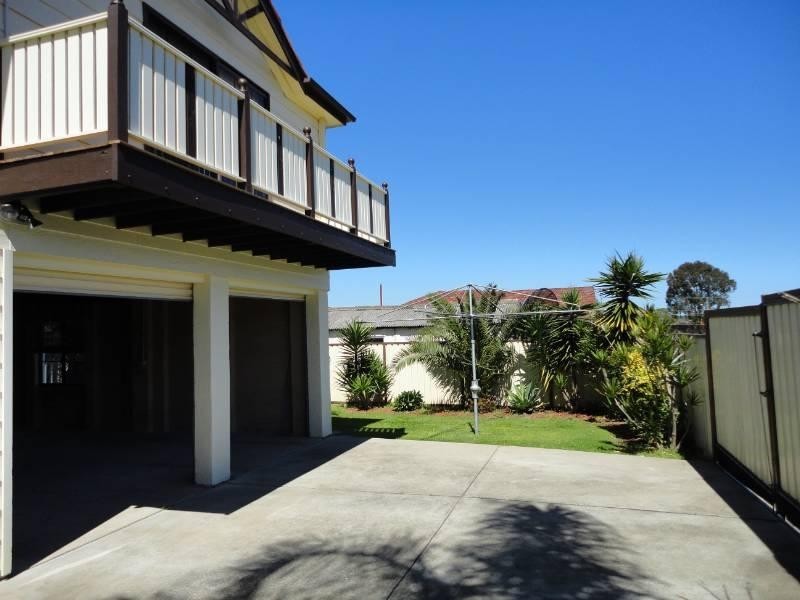 20 Evans Street, Fairfield Heights NSW 2165