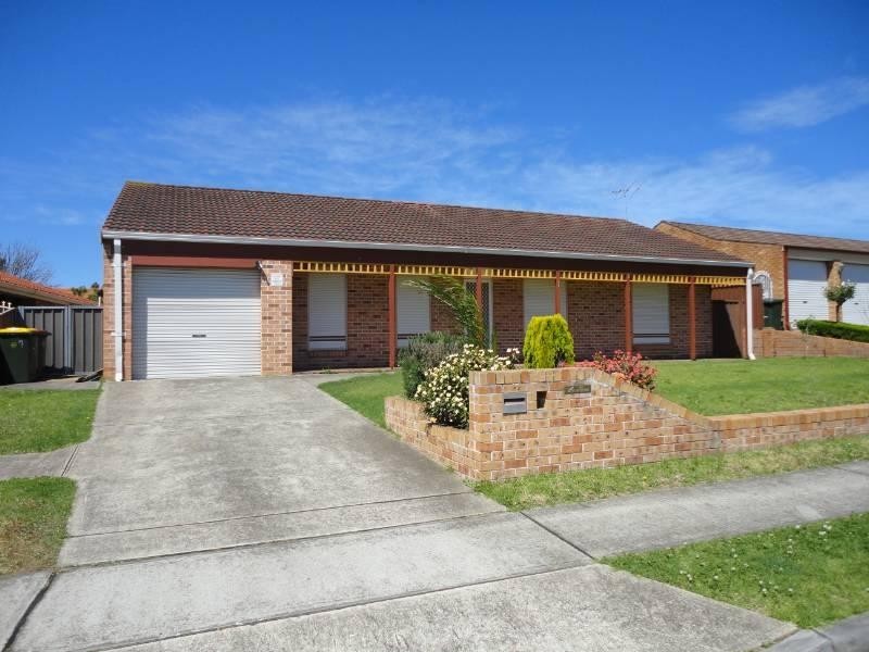 7 Saxonvale Crescent, Edensor Park NSW 2176
