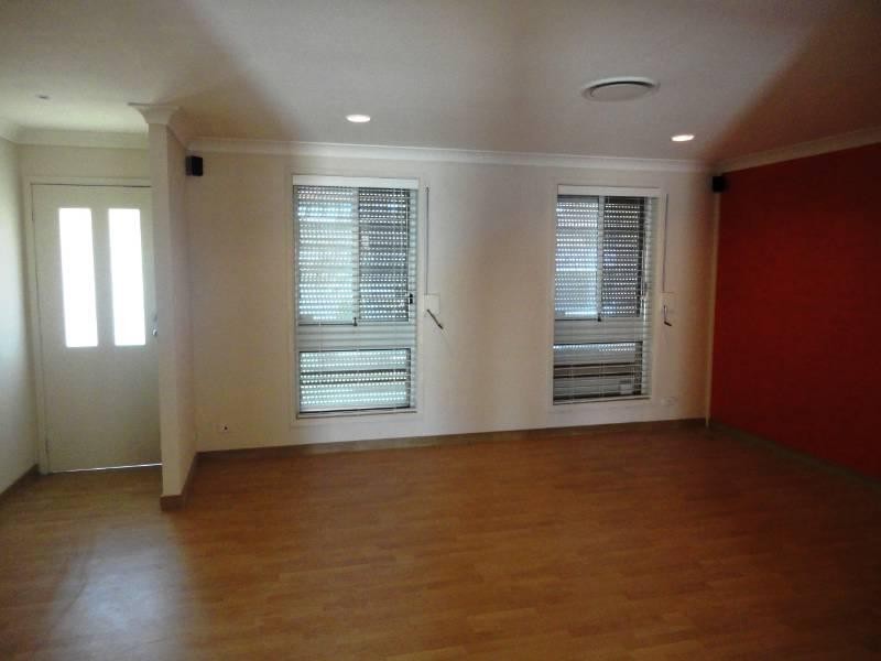 7 Saxonvale Crescent, Edensor Park NSW 2176