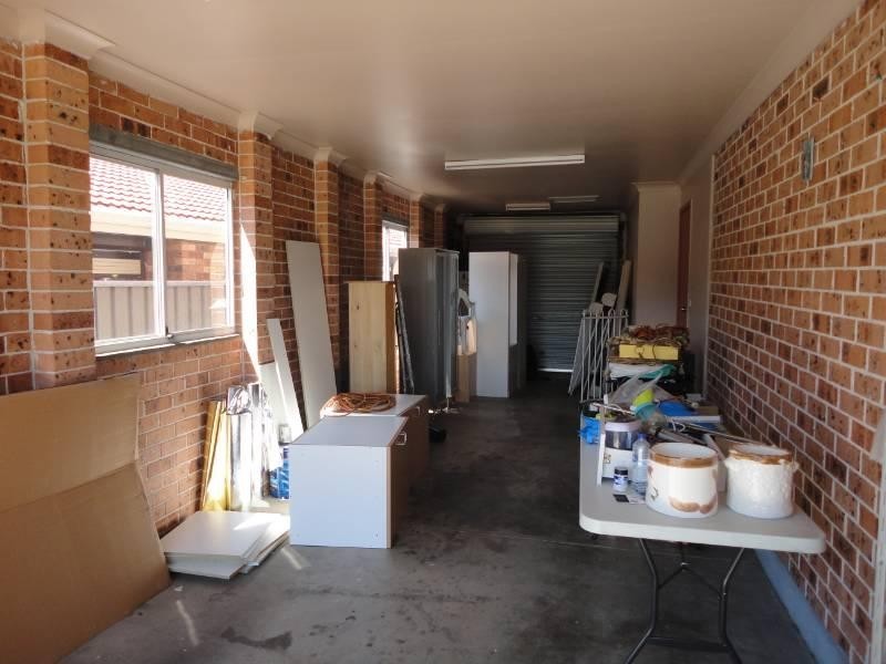 7 Saxonvale Crescent, Edensor Park NSW 2176