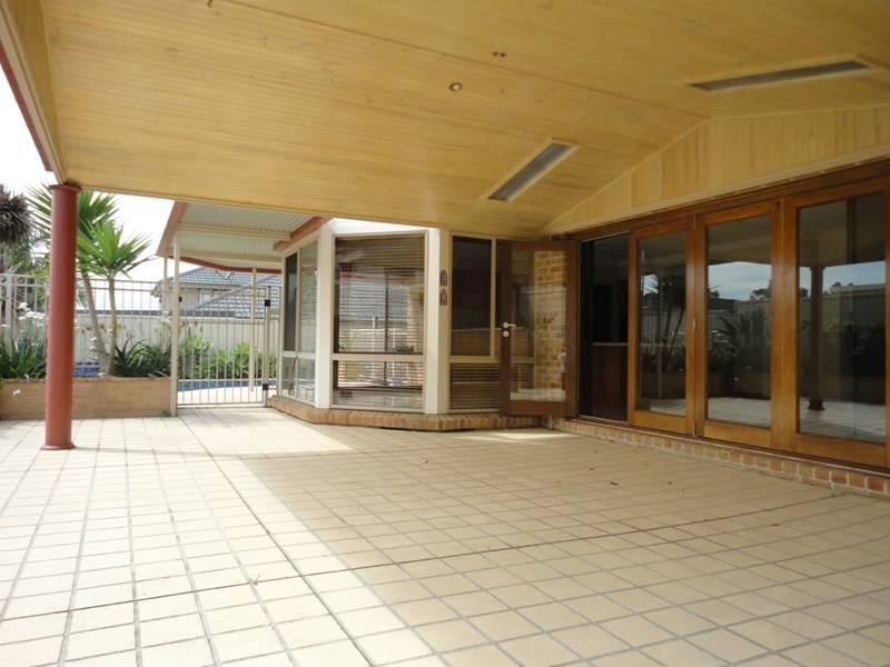 25 Rafter Crescent, Abbotsbury NSW 2176