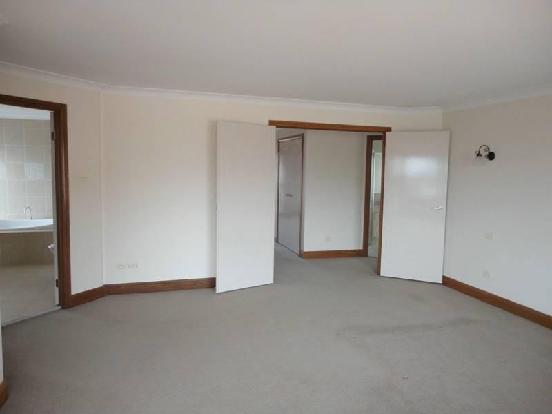 25 Rafter Crescent, Abbotsbury NSW 2176