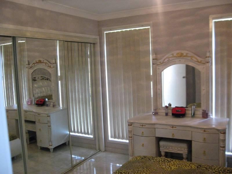 14 Glen Elgin Cresent, Edensor Park NSW 2176