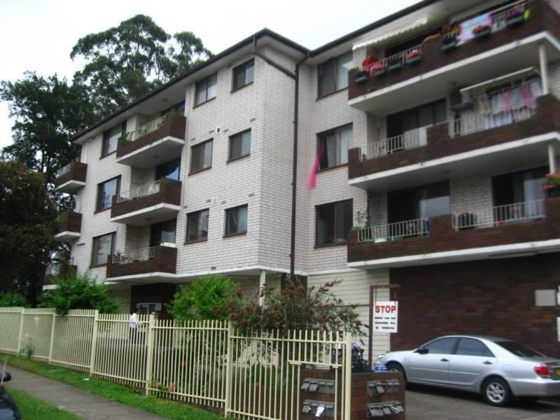 1/39 York Street, Fairfield NSW 2165