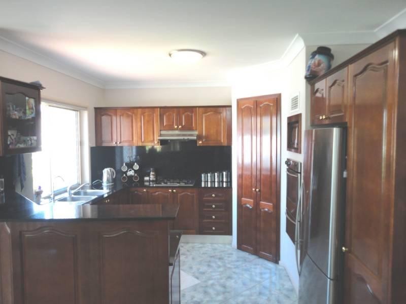 13 Levendale Street, West Hoxton NSW 2171