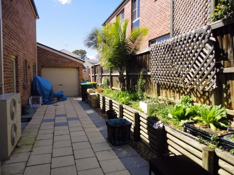 13 Levendale Street, West Hoxton NSW 2171