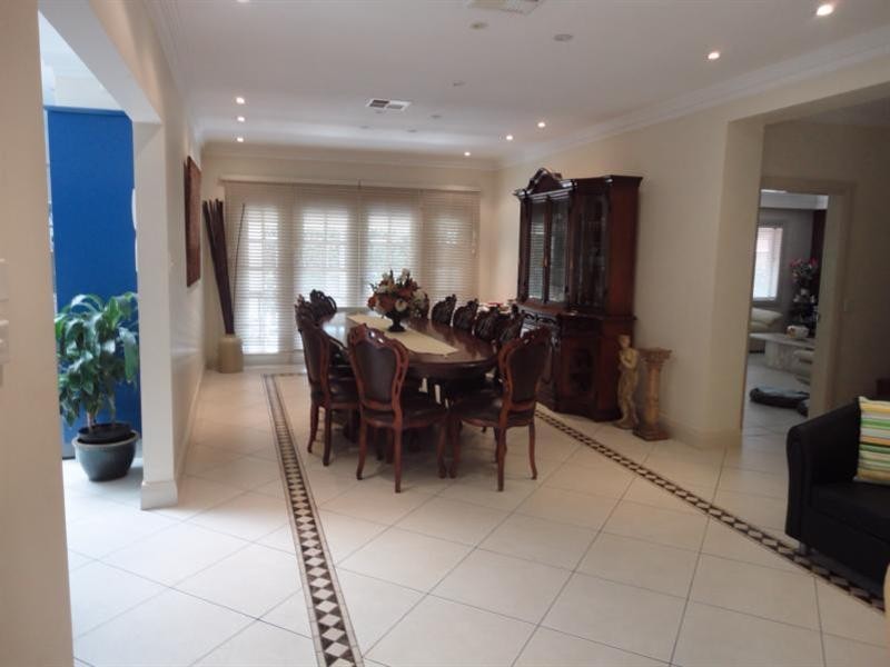 122 Camden Street, Fairfield Heights NSW 2165