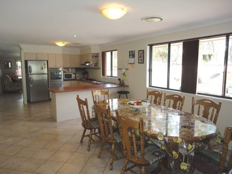 2 Lenton Avenue, Fairfield West NSW 2165