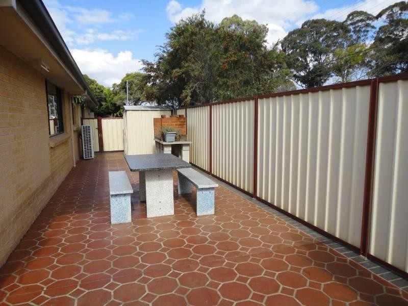 2 Lenton Avenue, Fairfield West NSW 2165