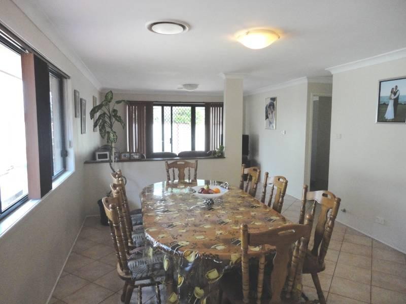 2 Lenton Avenue, Fairfield West NSW 2165