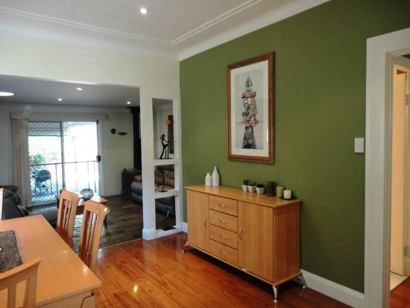 8 Isis Street, Fairfield West NSW 2165