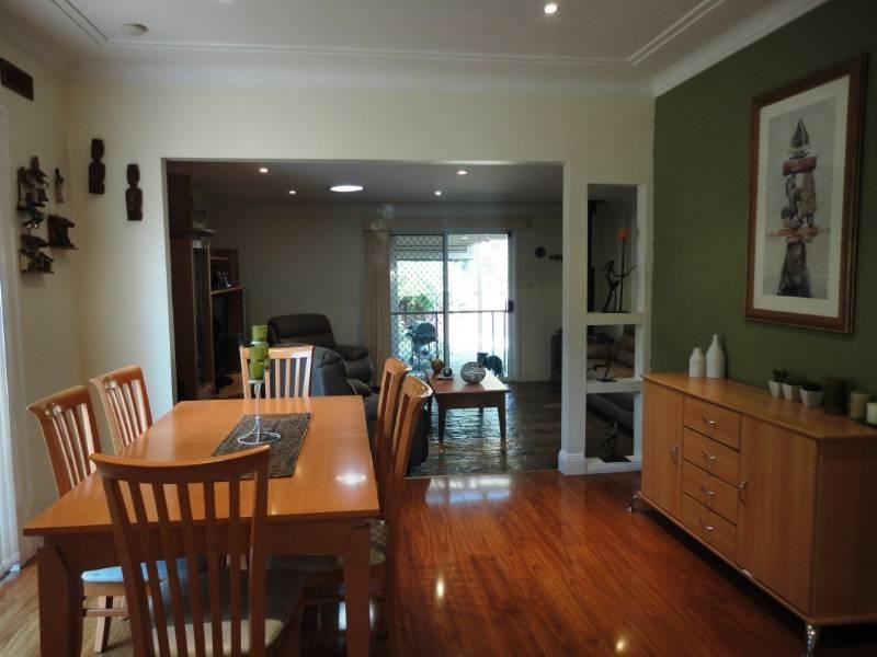 8 Isis Street, Fairfield West NSW 2165