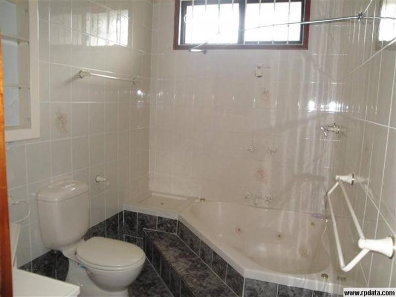 Fairfield East NSW 2165