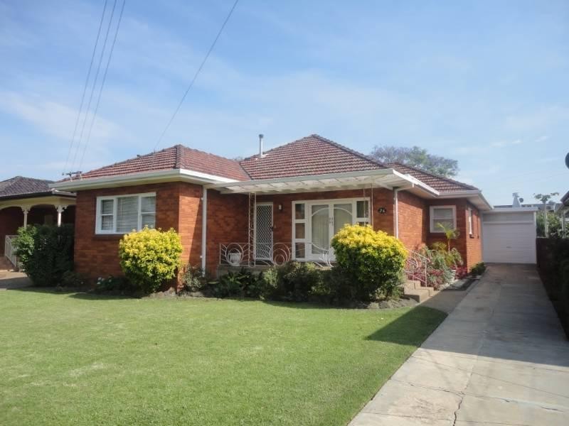 26 Lombard Street, Fairfield West NSW 2165