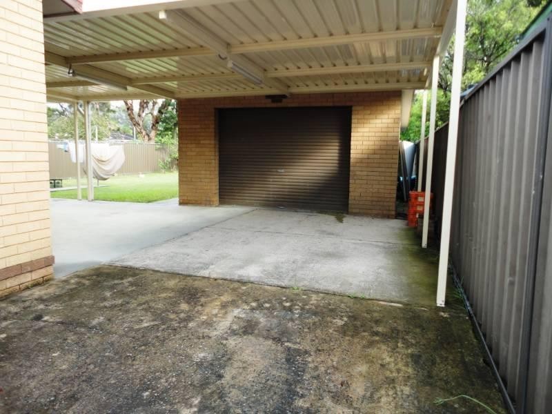 16 Rosemont Avenue, Smithfield NSW 2164