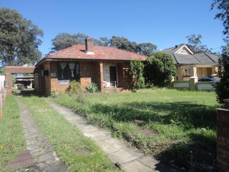 42 Belar Avenue, Villawood NSW 2163