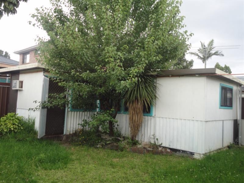 454 Hamilton Road, Fairfield West NSW 2165