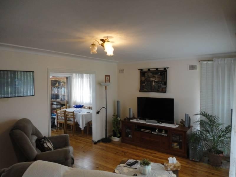 6 Donato Street, Smithfield NSW 2164