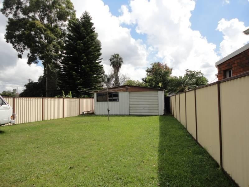 6 Donato Street, Smithfield NSW 2164