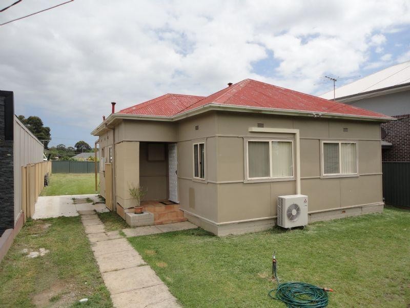 10 Jean Street, Fairfield East NSW 2165