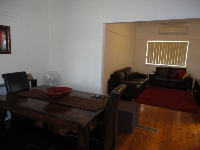 10 Jean Street, Fairfield East NSW 2165